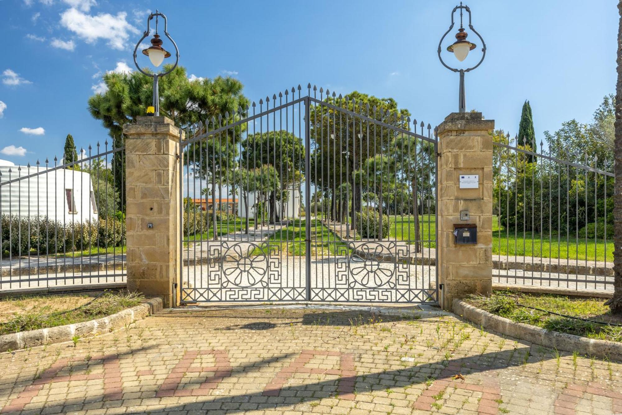 Hotiday Room Collection - Gallipoli Masseria Exterior foto